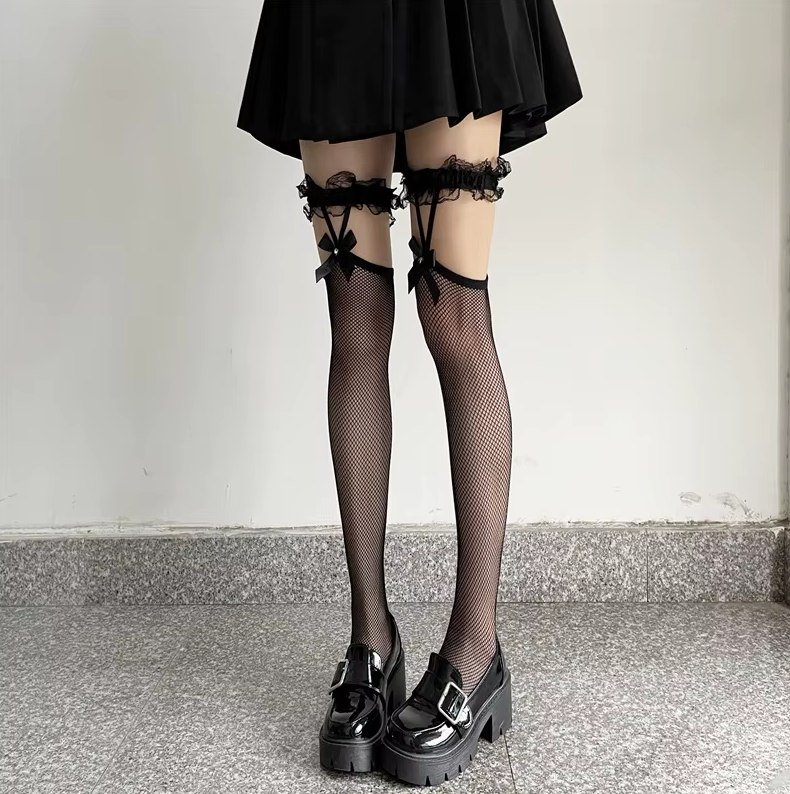 Gotyckie Pończochy Kabaretki z Podwiązką "Dark Lolita"